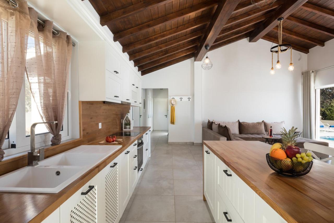 Villa Alonaki Bay Halikounas Exterior photo
